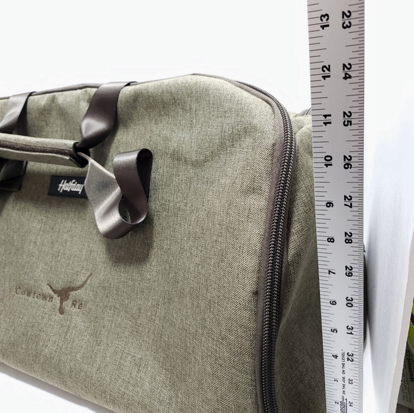 Halfday Garment Duffle Bag NEW - Picture 5 of 9